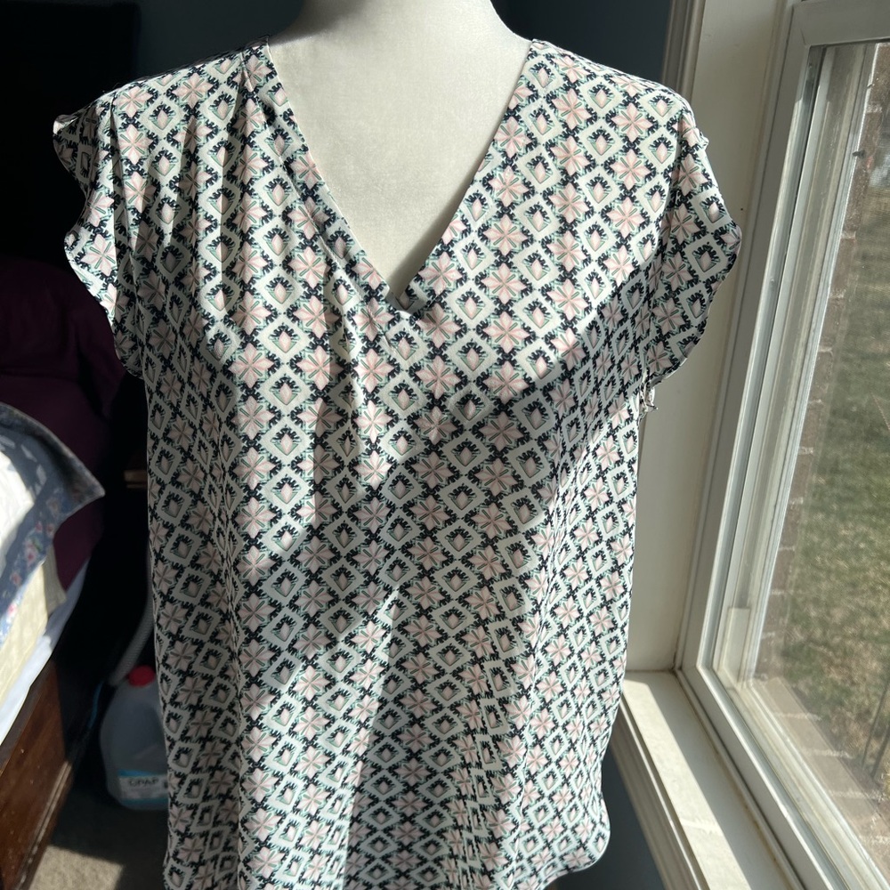 Loft Patterned V-Neck Women's Top